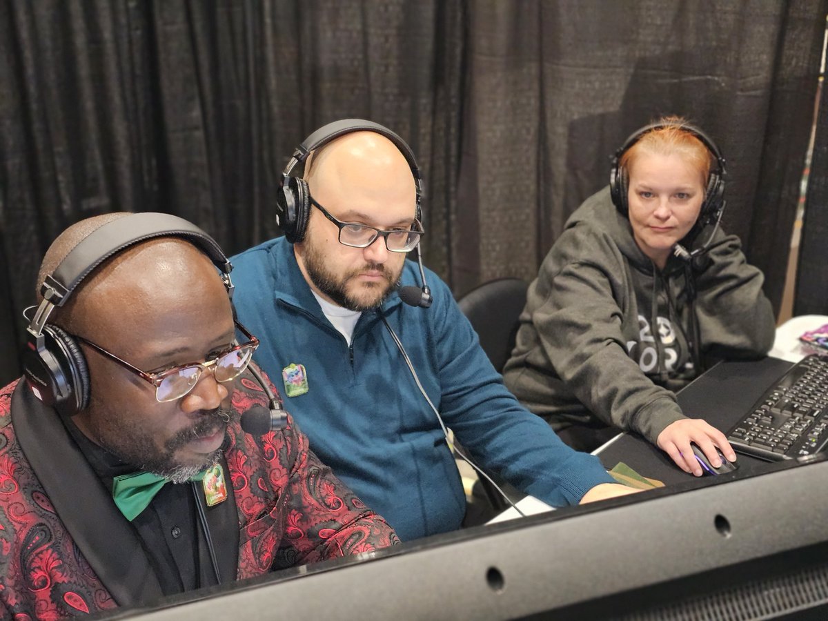 20LorePro's tweet photo. @ILL_Gabe in action at the @_proplaygames Summit in Orlando this past weekend.
#casting #proplaysummit #disney #disneylorcana #ravensburger #production #ppg https://t.co/GnFUkNIBEs