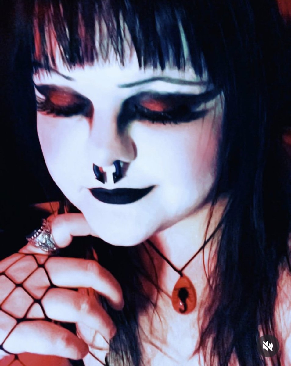 Vampy🔪 (@vampyspiit) / Posts / X