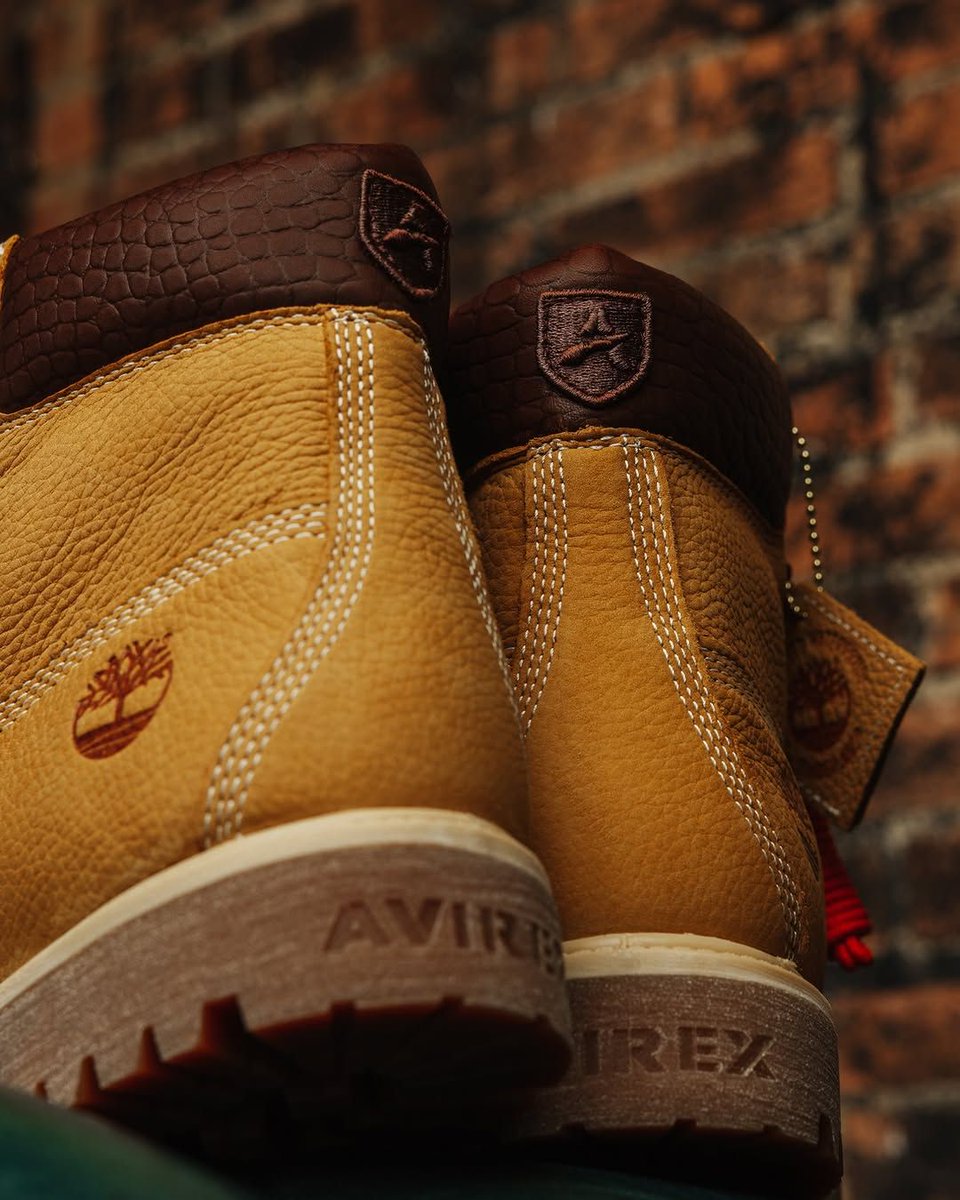 SneakerShouts's tweet photo. Avirex x Timberland Premium 6-Inch Waterproof Boot 🍂 

BUY HERE: https://t.co/me0kEtZm9w https://t.co/0QSe6OmrsF