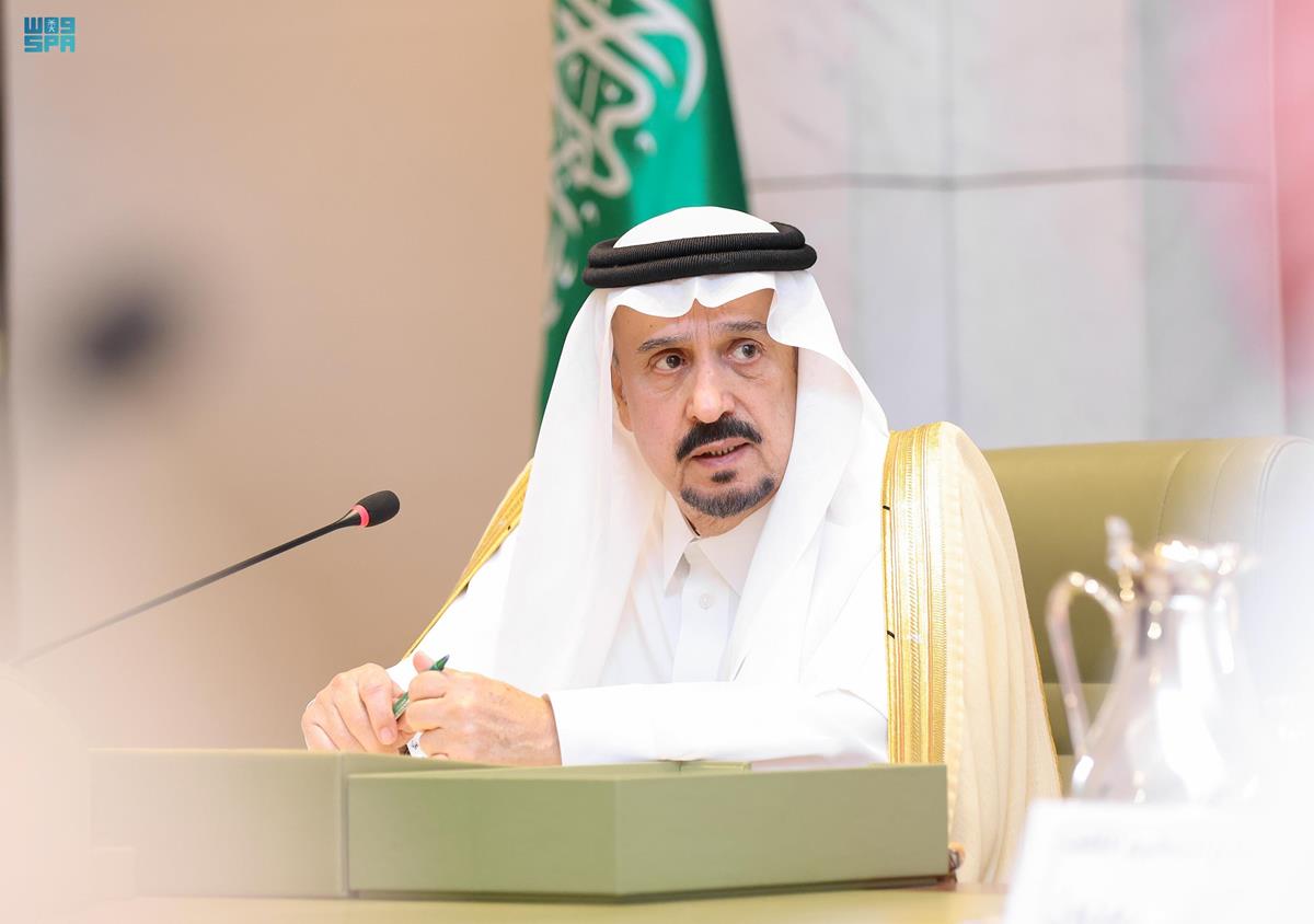 أمير الرياض يوجّه بسرعة رفع تقارير الحالة المطرية #معكم_باللحظة 