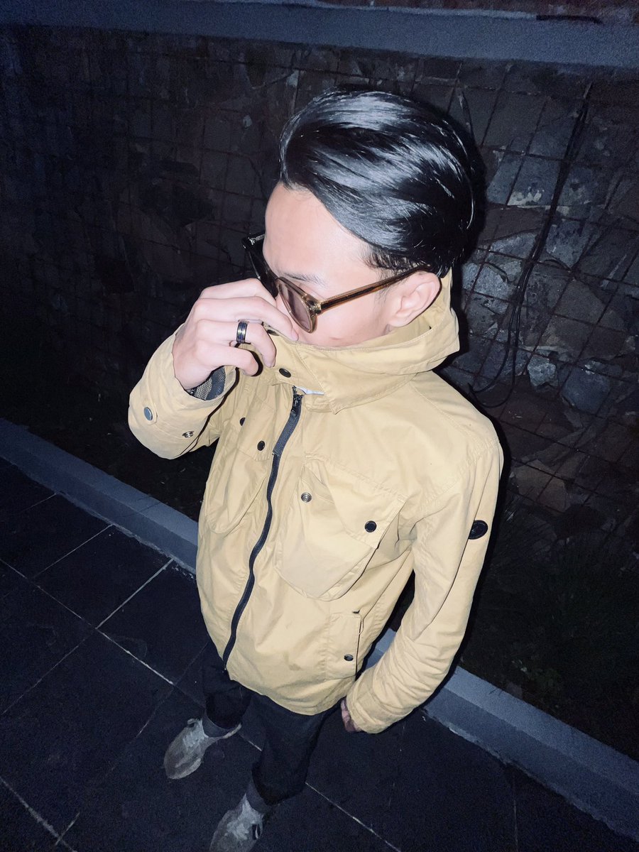 ILSrizki's tweet photo. 🤓 https://t.co/dgWb6oF9vc