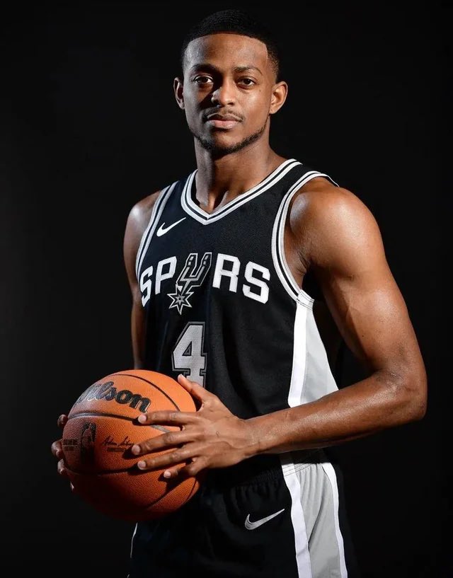 Legion Hoops tweet media