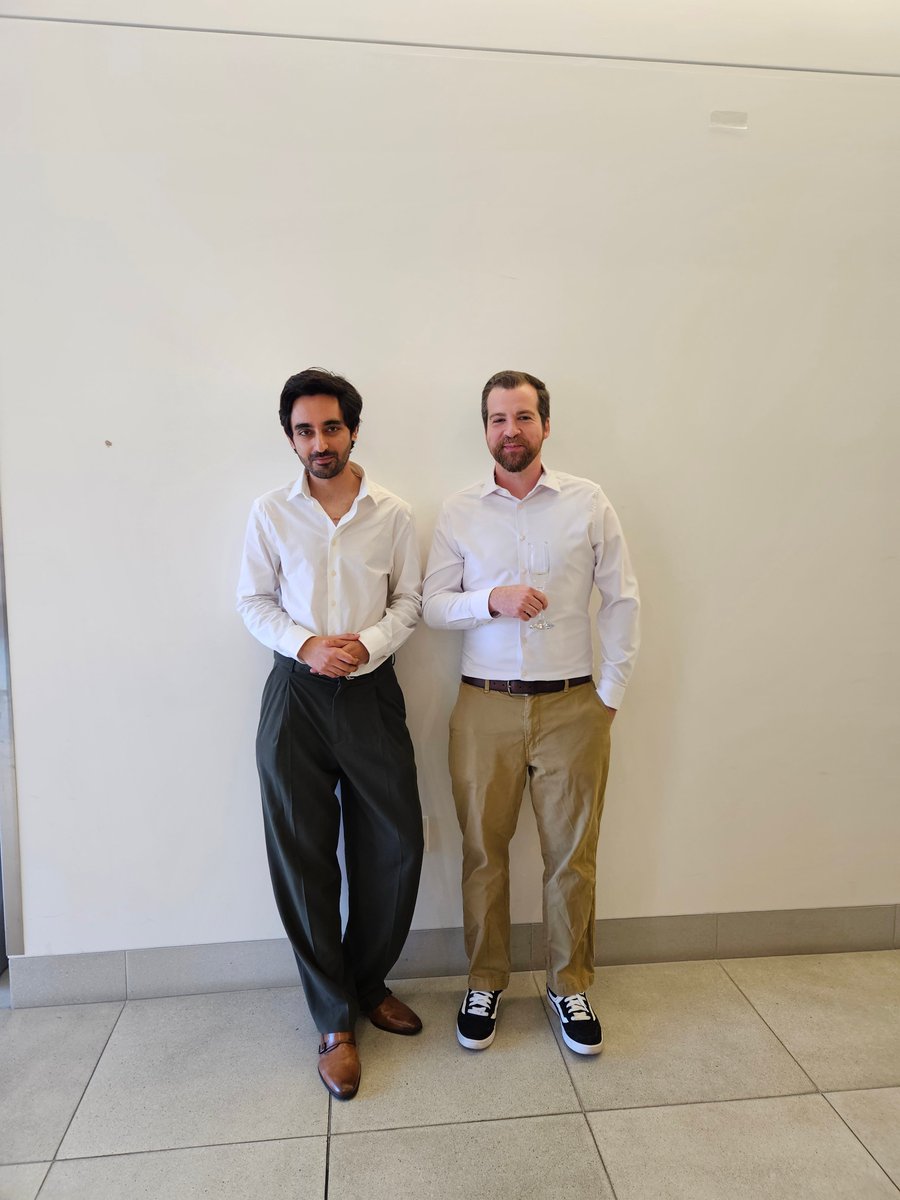 CorneliusGati's tweet image. They grow up so fast! Many congratulations to the newly minted Dr. Saif Khan, the first graduate of our lab. 🎓 He delivered a spectacular defense on our recent work in opioid receptor pharmacology. We’ll miss you greatly and wish you every success in your next chapter! @sfk_usc