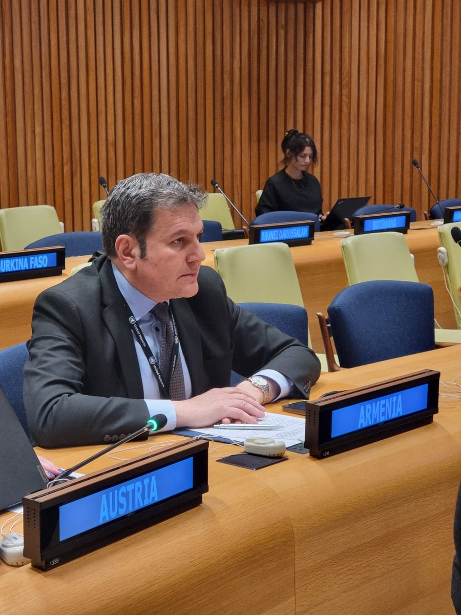 ParuyrPh's tweet photo. At #UN🇺🇳 Peacebuilding Commission meeting on the peaceful settlement of border disputes in #CentralAsia, I welcomed significant progress achieved by 🇰🇬 🇹🇯 🇺🇿 through dialogue and political will, and highlighted 🇦🇲’s #CrossroadsOfPeace as opening new connectivity opportunities. https://t.co/hSi95czKez