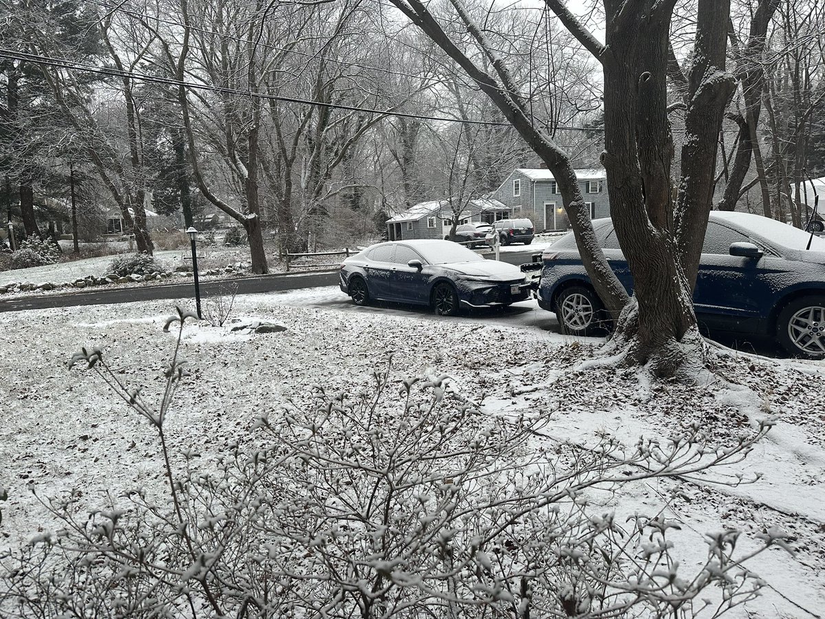 SunriseBiker's tweet image. I’m sidelined again. The pneumonia from 4 weeks ago has gotten worse again over the past 48hrs. Back on meds and rest. Probably out for at least a week. TV and I are going to be best buddies… of course I had to clean the cars while hacking before Dr visit #cycling #pneumonia