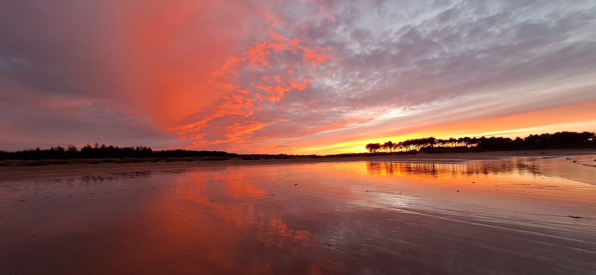 Beautiful sunset at #Yellowcraigs beach today