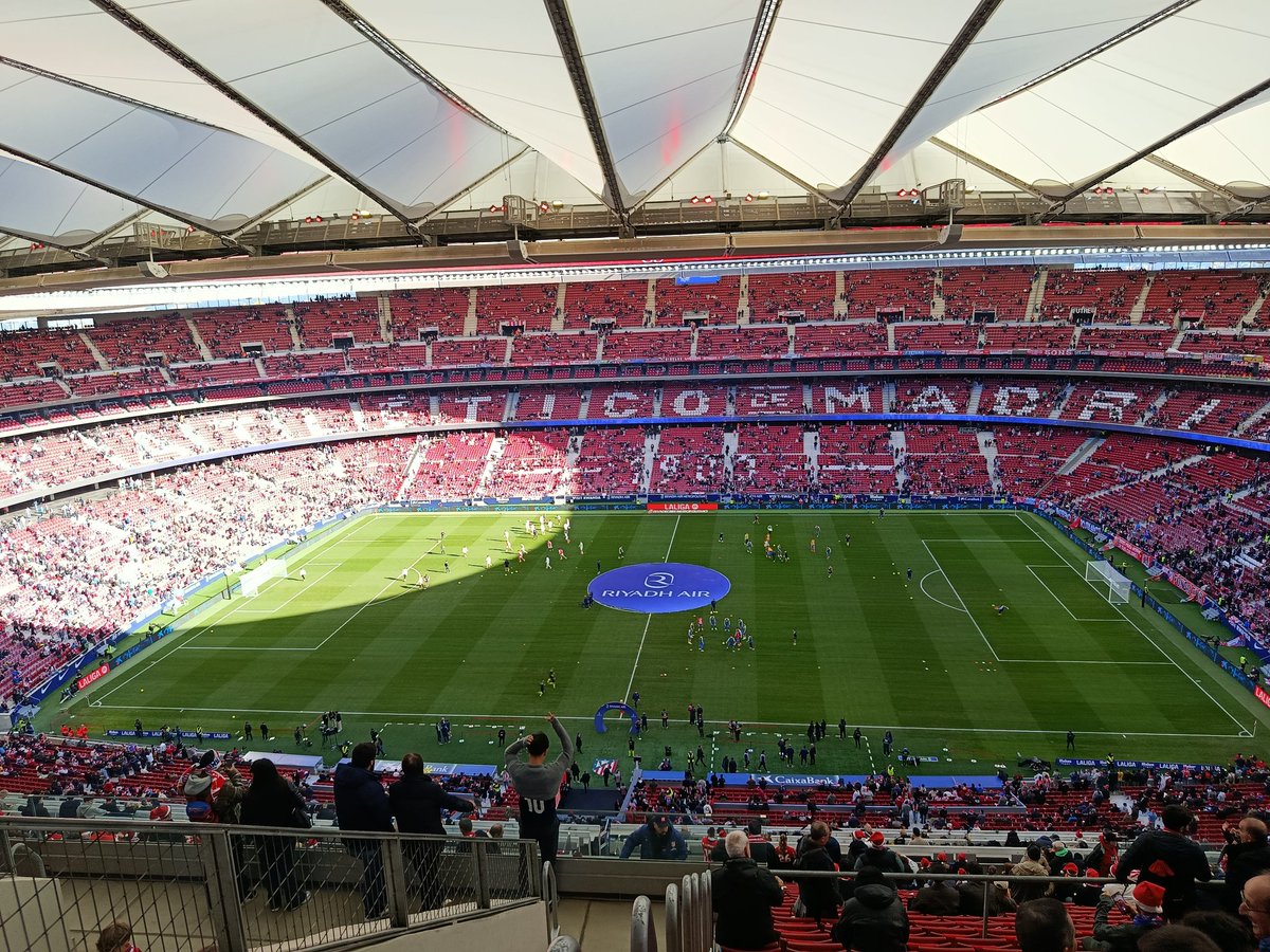 LesterEDrake's tweet image. Had a great time; entertaining, fine goals and liked the 🏟️ more than my last visit (pre-COVID) Enormous thanks to @EdinburghNJS
for the kind gesture🙏🏻You have 🍻 &amp;amp; Botti🏟️💚 invite in 2026!😃

⚽ Atlético Madrid v Valencia CF
🏆 La Liga
🏟️ Metropolitano
💶 Invitation
📆13.12.25