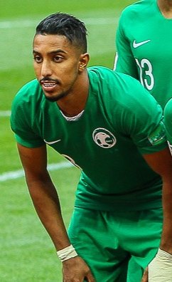 ___8a1's tweet image. القائد الحقيقي هو من يحمل الفريق ويظهر وقت الشدّة ويُقاس بالأثر والإنجاز، لا بالشارة فقط.
للأسف سالم الدوسري لم ينجح في قيادة المنتخب في أصعب المراحل، ولم يحقق أي بطولة تحت قيادته.
#السعوديه_الاردن
#المنتخب_السعودي