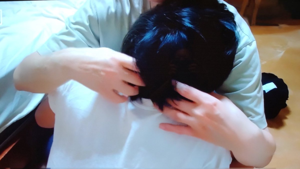 SneakerTickle's tweet photo. 初めてくすぐられて、お兄さんの事、気��いってくれてるみたい。 https://t.co/ReZTZ6SuX2