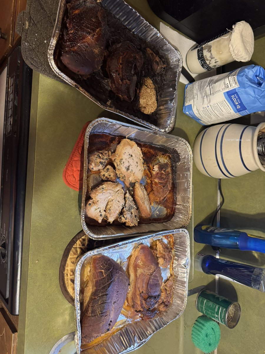 HDMedic918's tweet photo. Finished turkey. Forgot to take a before of the ham. Will post the after though. https://t.co/z4JVo3fLiy
