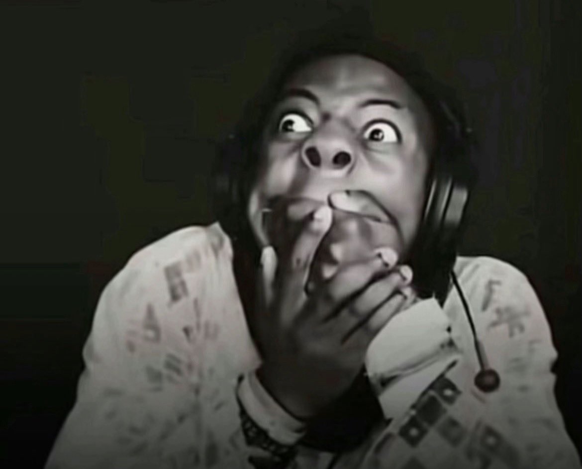 Seeing myself drift towards withered fronnie because withered golden fronnie is so niche there is barely any content for them