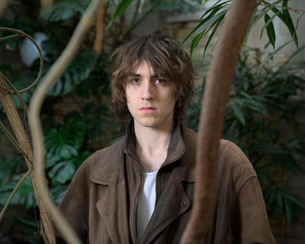 the taint modern tweet media