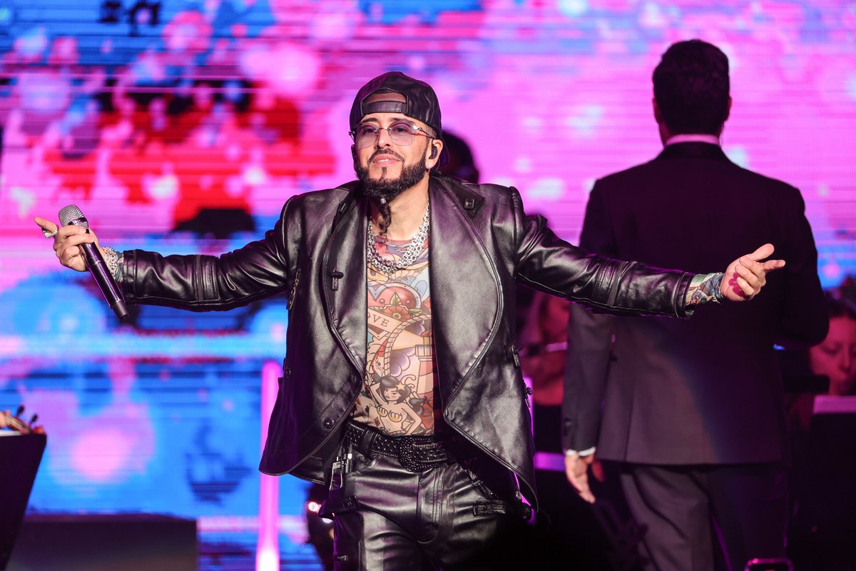 paramountdenver's tweet photo. SOLD OUT 🔥 Yandel Sinfónico at the Paramount Theatre was absolutely incredible 🎶

📸: @m2foto https://t.co/l75bib85s6