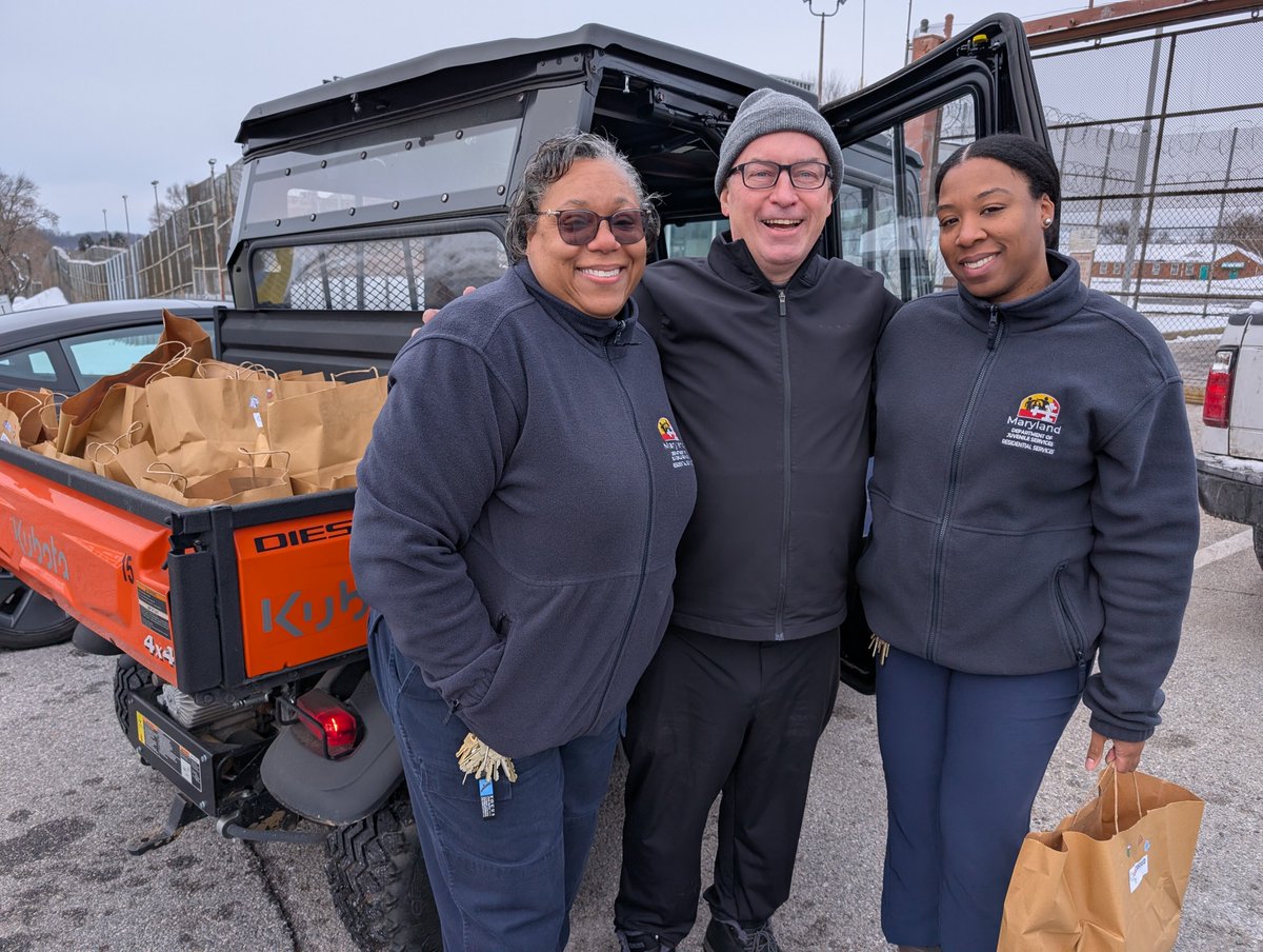 UncuffedM's tweet image. 72 Christmas Bags delivered to the unCUFFED Instagram boys! Thank you for the generous donations that made this possible!!!!!