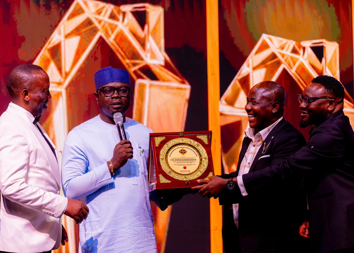 Ayodele Olawande tweet media