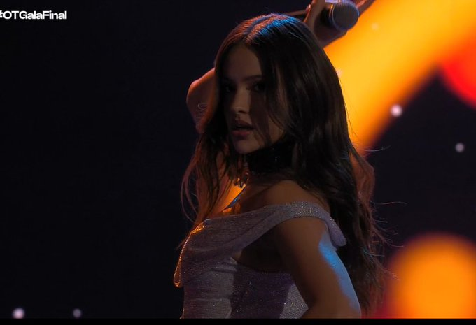 Las discográficas peleandose por ellas ahora mismo #OTGalaFinal