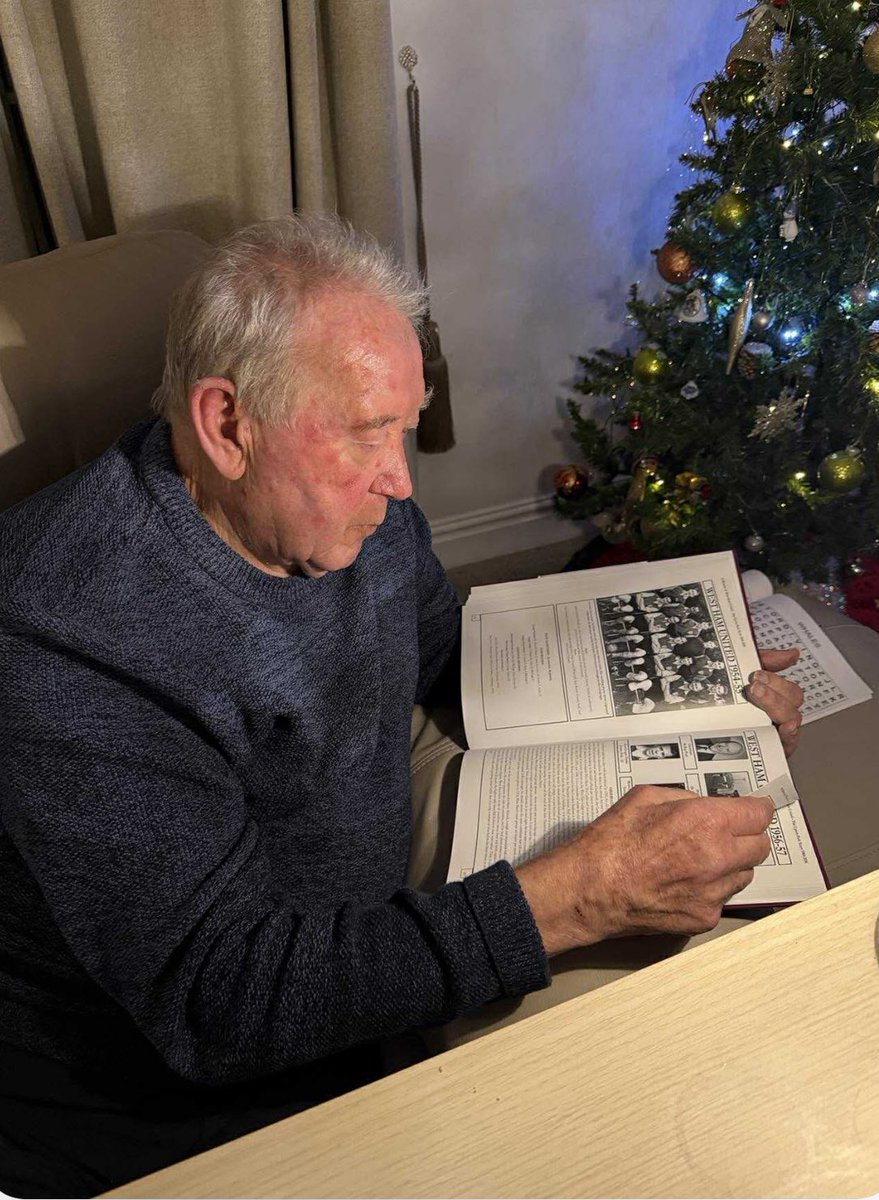 Tim Crane tweet media