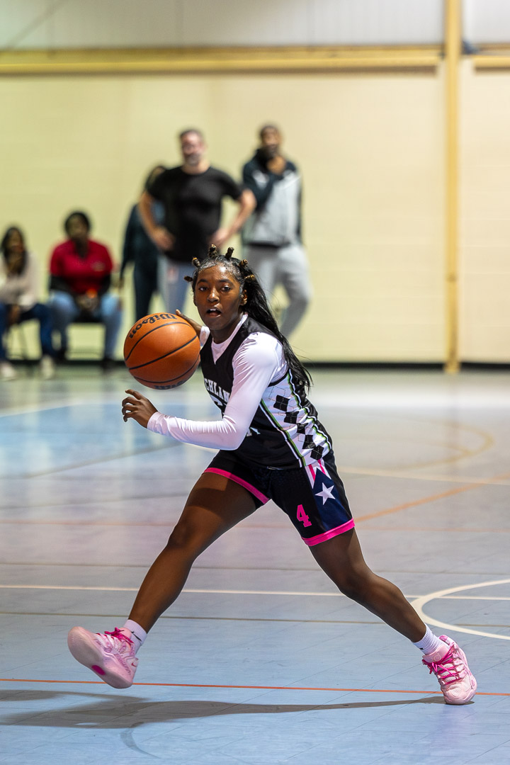 RichlandSC's tweet photo. Councilwoman Gretchen D. Cooper’s Holiday Classic was a slam dunk on Sunday. Children enjoyed fitness + fellowship while contending for a championship at Meadowlake Park. Thanks to @RichlandRec and @RCSD for collaborating with Councilwoman Cooper in this event.
#RichlandCountySC https://t.co/hL1wUmd8qS