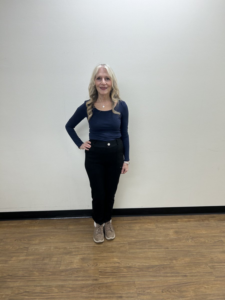 TheRosesP's tweet image. Good Monday and new week ya’ll 🩶🗾🙋‍♀️! Have a great week ahead! #Monday motivation #new week