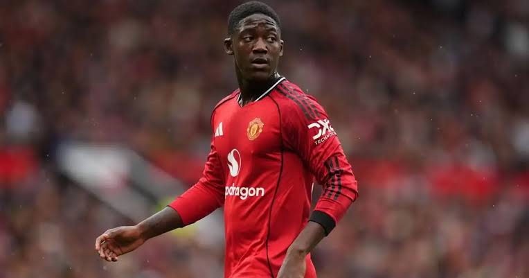 FutbolFansZone's tweet image. Without Kobie Mainoo's second half sub, Man Utd lose this game. Agree or disagree?