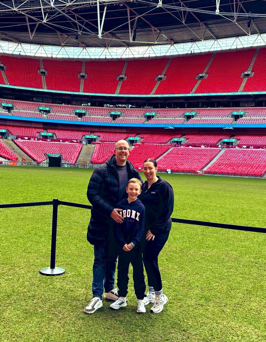 Luke Shelley tweet media