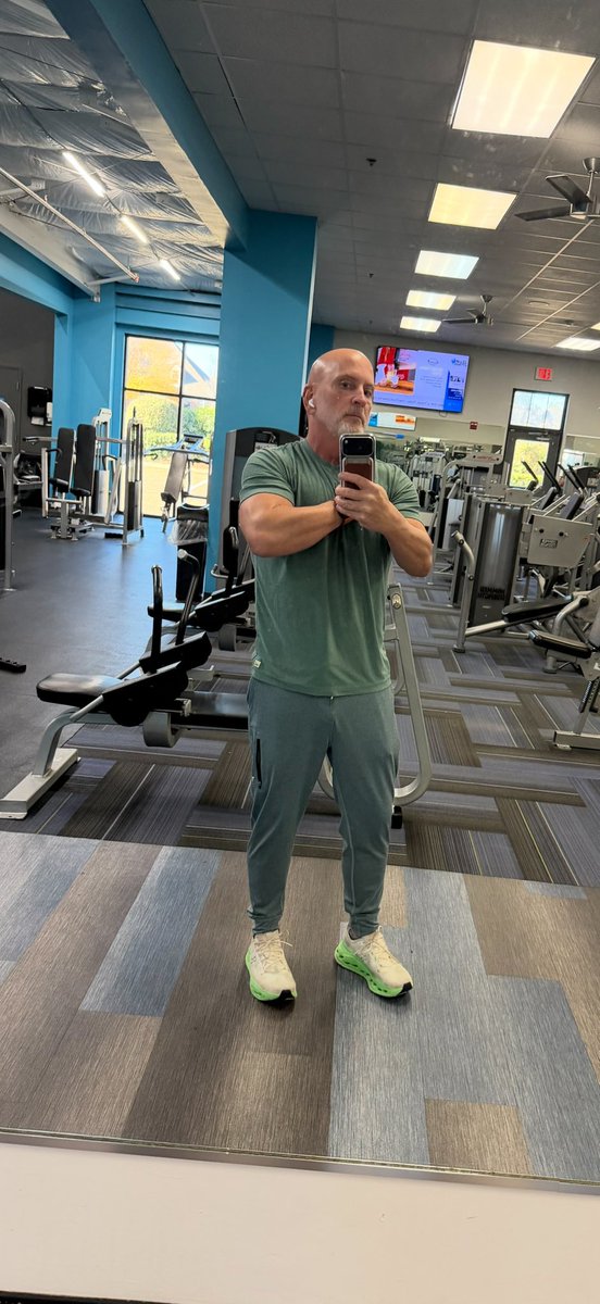 RezBiGuy tweet media