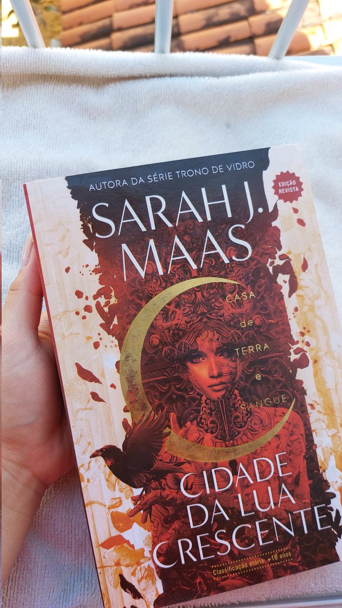 ifsharker's tweet photo. DESAPEGO DE LIVROS

Oi, pessoal! Estou vendendo alguns livros (novos e usados) para abrir espaço na estante. O envio é de Fortaleza!

Cidade da Lua Crescente - R$ 32 (c/ dedicatória)
Pra você que teve um dia ruim - R$ 20
Trilogia Grisha - R$ 90 (novo, completo) https://t.co/iLP0K3tSHZ