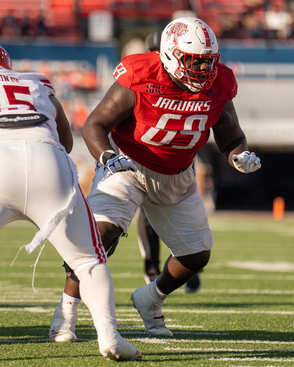 South Alabama OL Kenton Jerido intends to enter the portal as a grad transfer, his rep <a href="/ZCardenez/">ZACH CARDENEZ</a> tells <a href="/mzenitz/">Matt Zenitz</a> and me. 

The 6-foot-3, 330-pound all-Sun Belt pick played all OT, G &amp; C and recorded a 84.9 PFF pass blocking grade. No sacks allowed in 1,472 career snaps.
