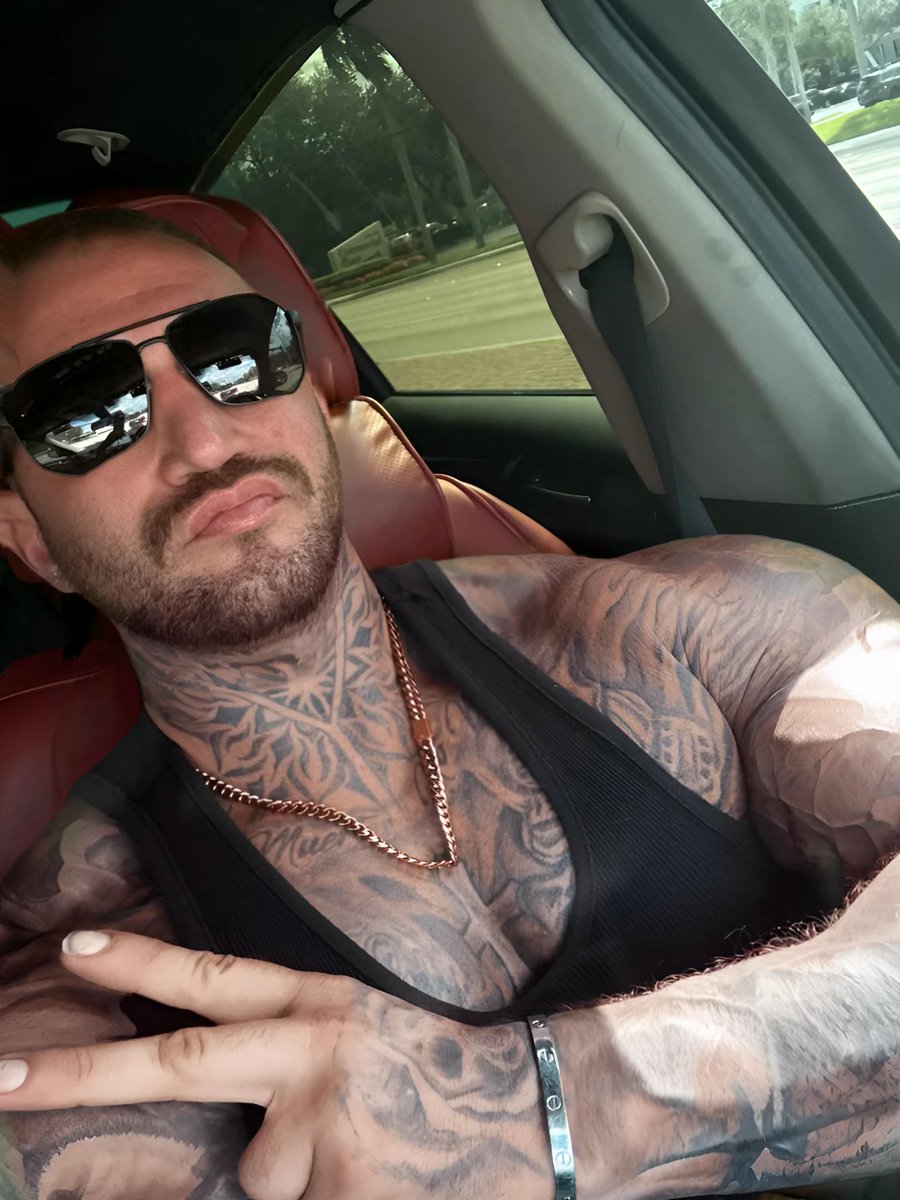 miamiMuscle93's tweet photo. South Florida - Fort Lauderdale- xxx Content Creator - https://t.co/fdDUqCPxUu