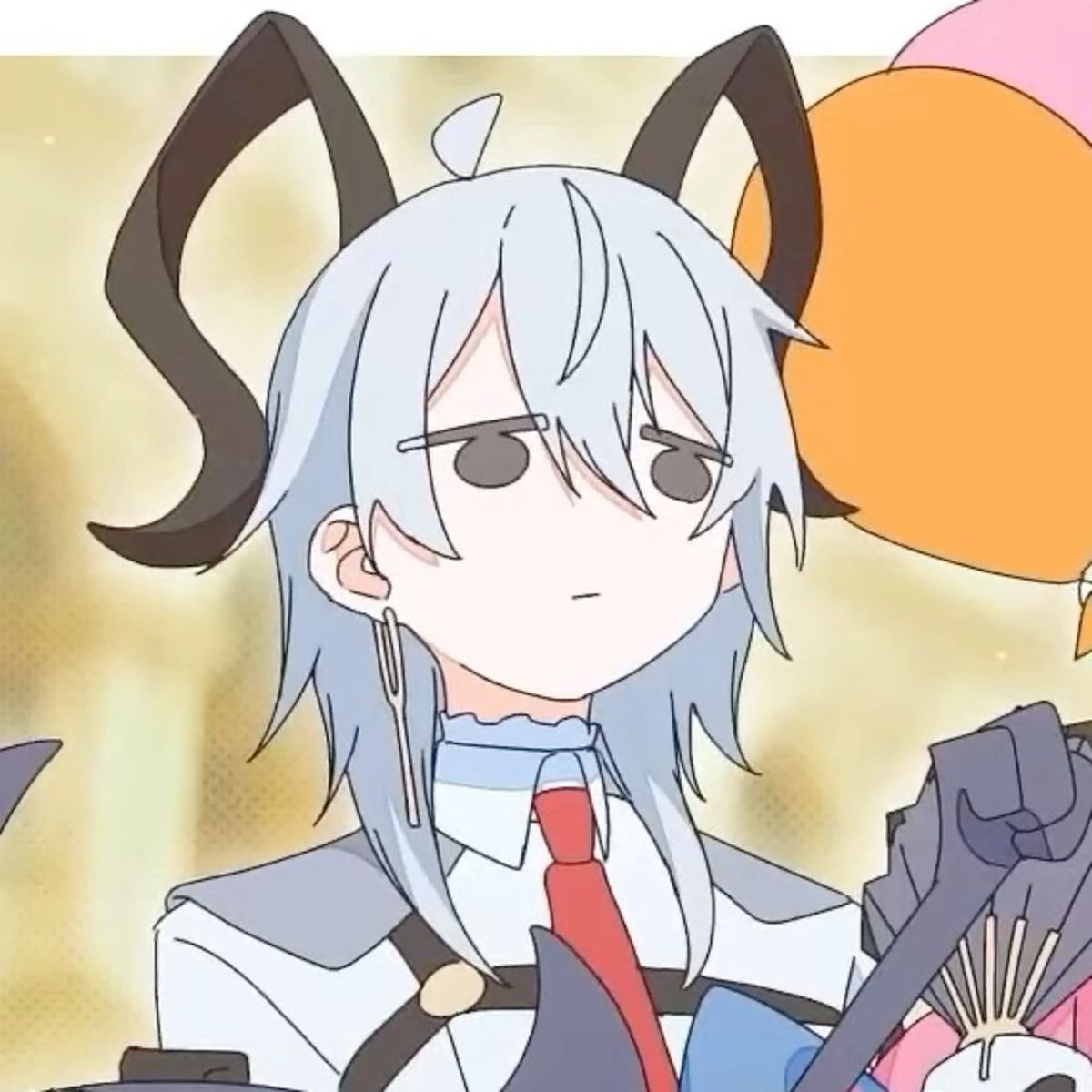 Zani_Yapper's tweet image. Silly girl               vs                   cool girl