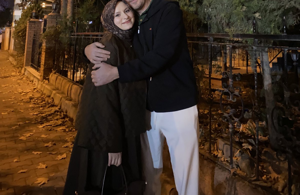 Sen benim başıma gelen en güzel şey 🤍