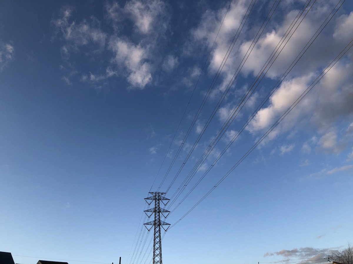 CANA30207831's tweet photo. #イマソラ

所沢の空
おはようございます😃
冷え込みも落ち着き
そんなに寒さを
感じないかな？ウソです！
笑顔はカラッと火曜日に
しましょうね*\(^o^)/*

ショップはこちら💁‍♀️
https://t.co/3Qj6OF9UFw

#師走 https://t.co/js5wcn0gDs
