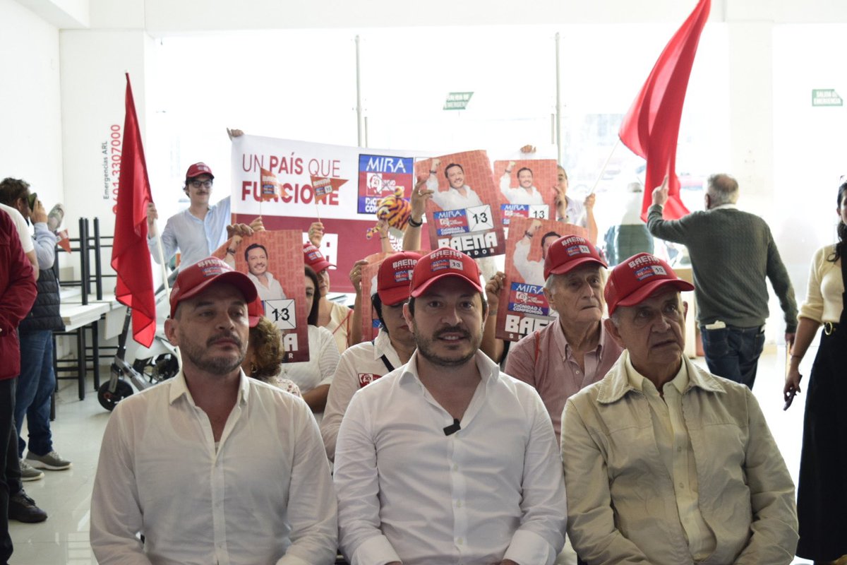 juanbaenam's tweet photo. 🇨🇴¡Oficialmente inscritos como candidatos al Senado!🇨🇴

Mi compromiso es llevar a nivel nacional una forma de hacer política que cree en el orden, la transparencia y la ejecución.

Colombia no necesita más discursos; necesita que las decisiones funcionen en la vida real de la gente. Este es un proyecto que nace en las regiones y piensa el país completo, porque lo que no funciona arriba, se sufre abajo.

🇨🇴¡VAMOS POR UN PAÍS QUE FUNCIONE!🇨🇴