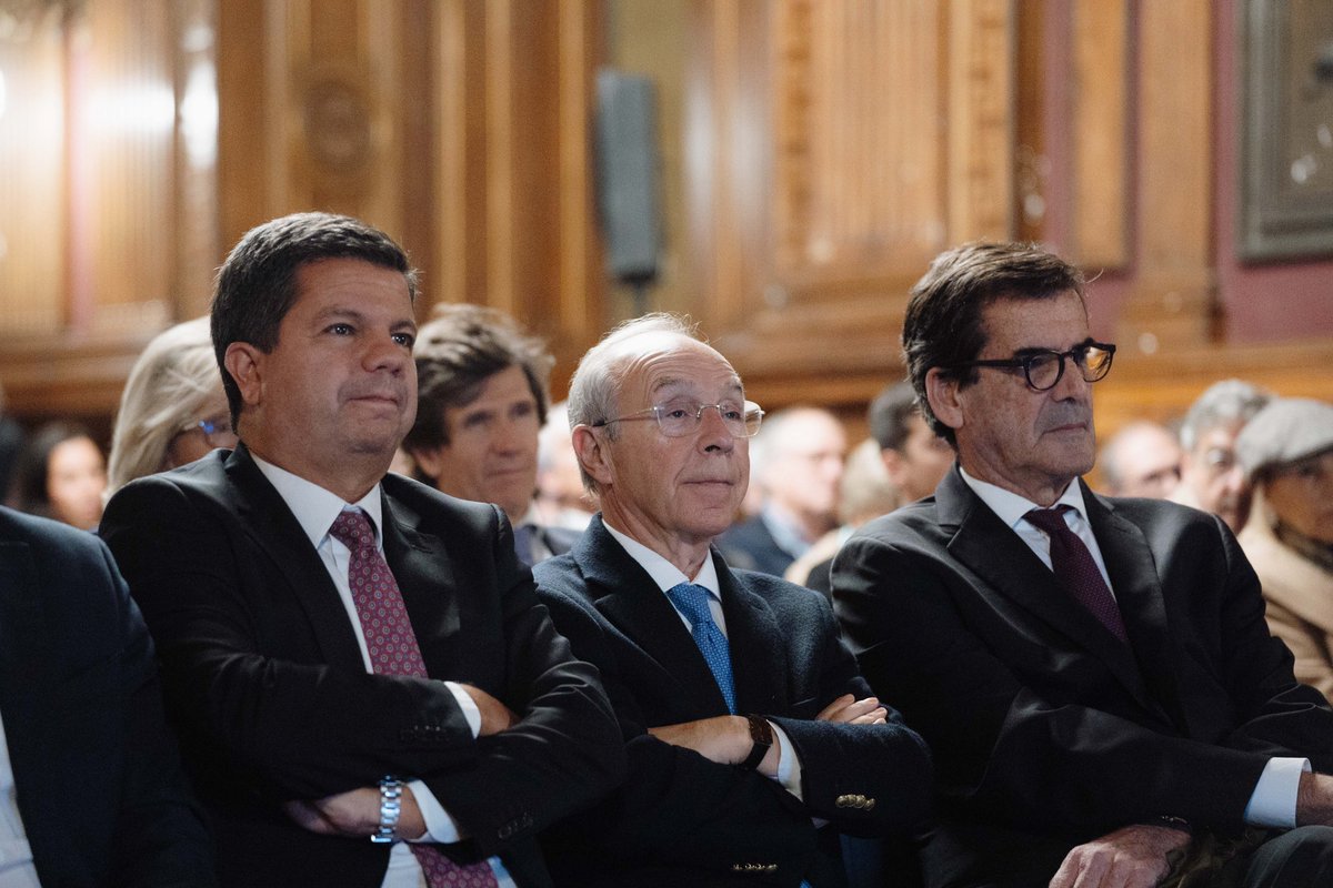 Luís Marques Mendes tweet media