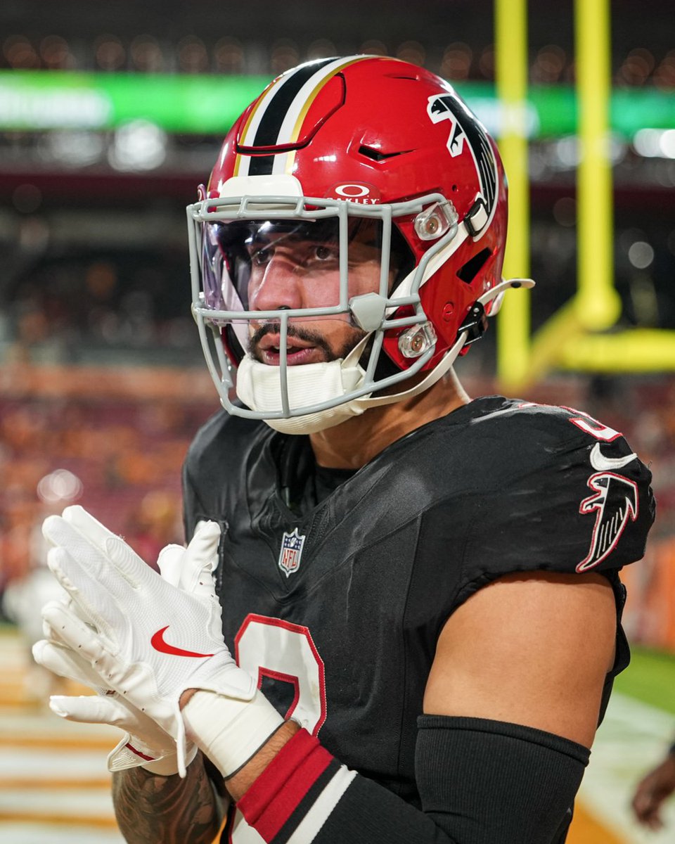 Double the votes, double the giveaway

RT for a chance to win BOTH pairs of gloves from <a href="/jlbiii3/">Jessie Bates III</a>!

#ProBowlVote