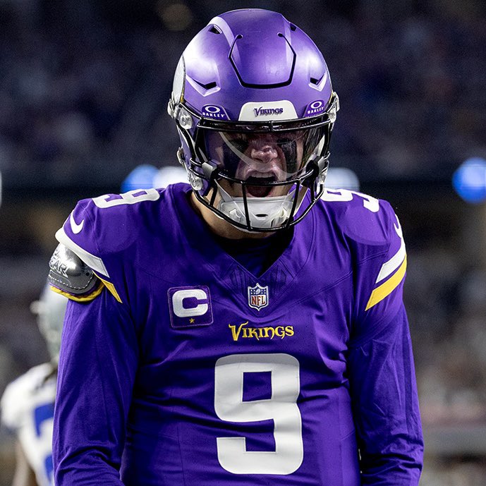 vikesinsider's tweet photo. JJ McCarthy has the 4th highest EPA/play in the NFL over the last 2 weeks 🤯 https://t.co/bG0wXhMFsF