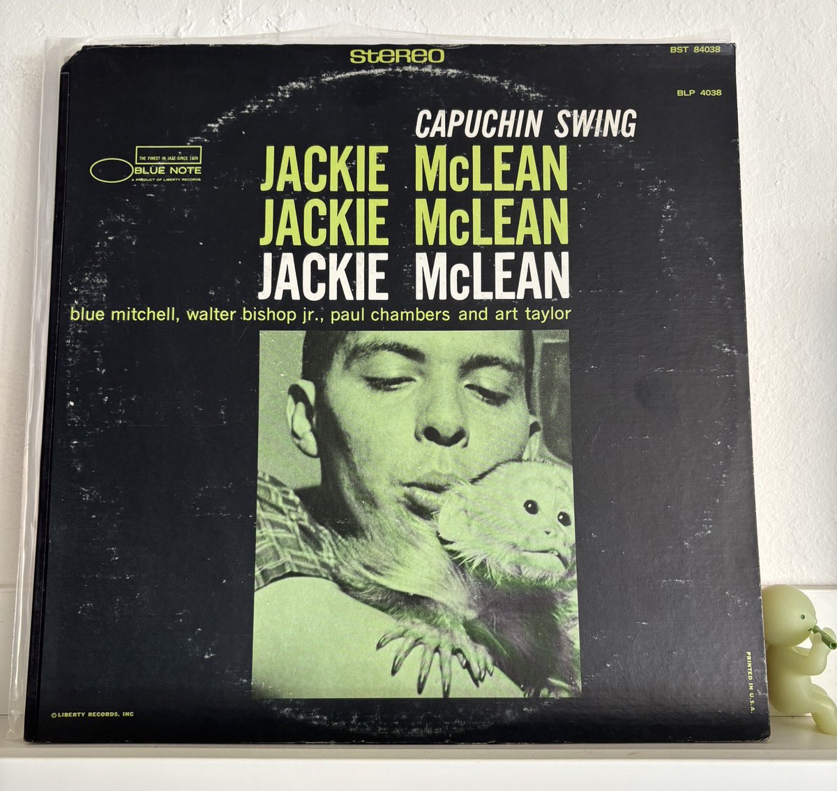 #NowPlaying #jazz mid-late 70s white b reissue w/out rvg. Would have been the perfect place for whims of chambers but alas I do not own any copy of that. So this w chambers on bass will have to do. Why is Jackie McLean holding a monkey?