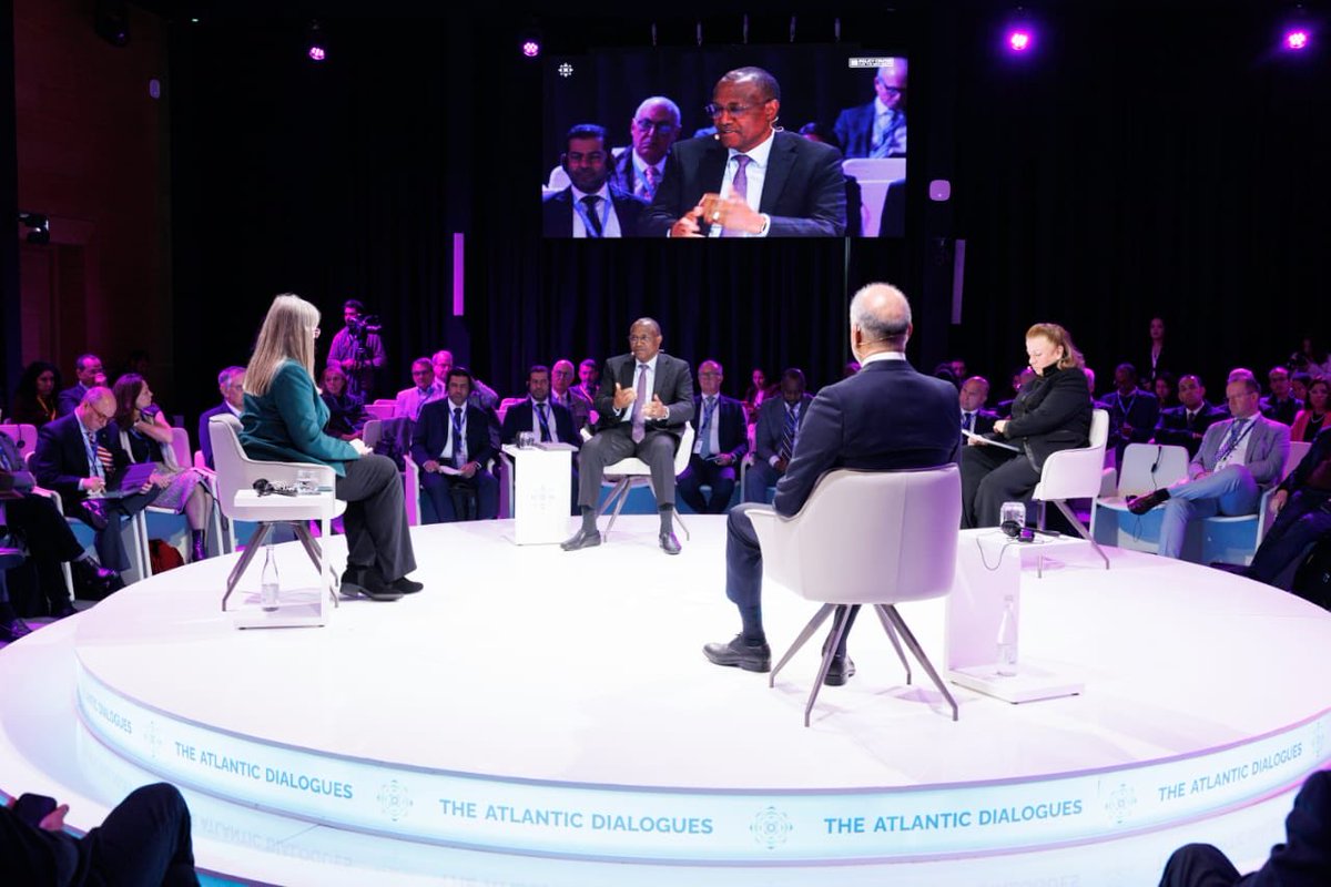 mbeavogui's tweet photo. Je reviens tout juste de trois jours formidables passés aux #Atlanticdialogues2025, où l'on rencontre et échange avec des esprits exceptionnels sur des sujets visant à bâtir un avenir meilleur pour l'humanité. Merci au @PolicyCenterNS For The New South d'avoir rendu cela possible.