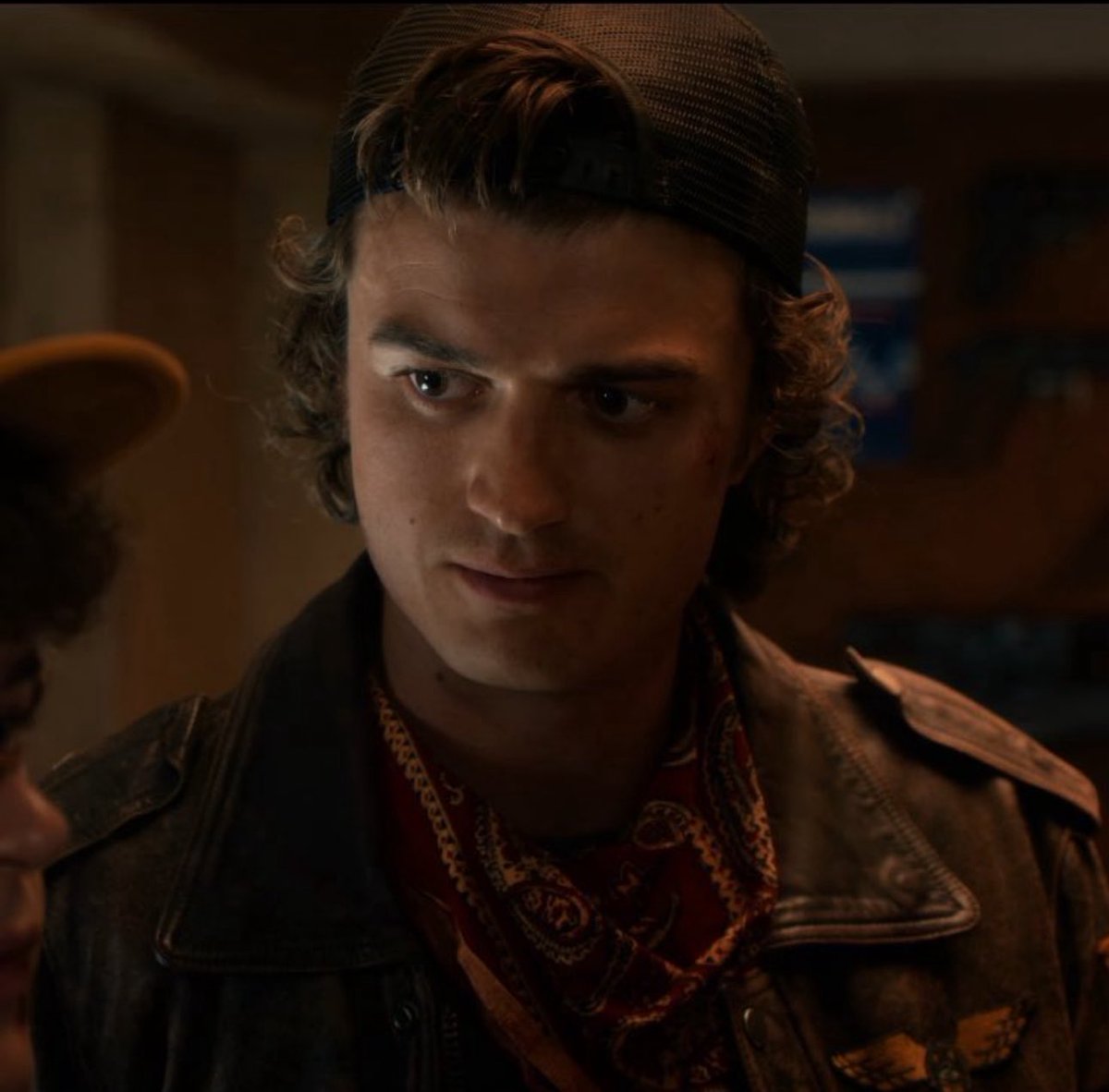 CINEKEERY's tweet image. a backwards hat could mean… nothing.