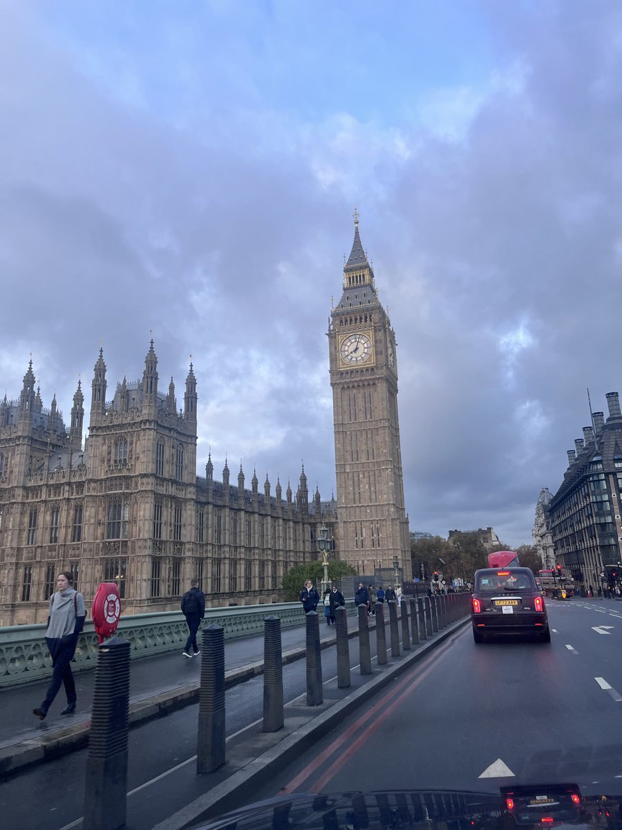 Kirstie Allsopp tweet media