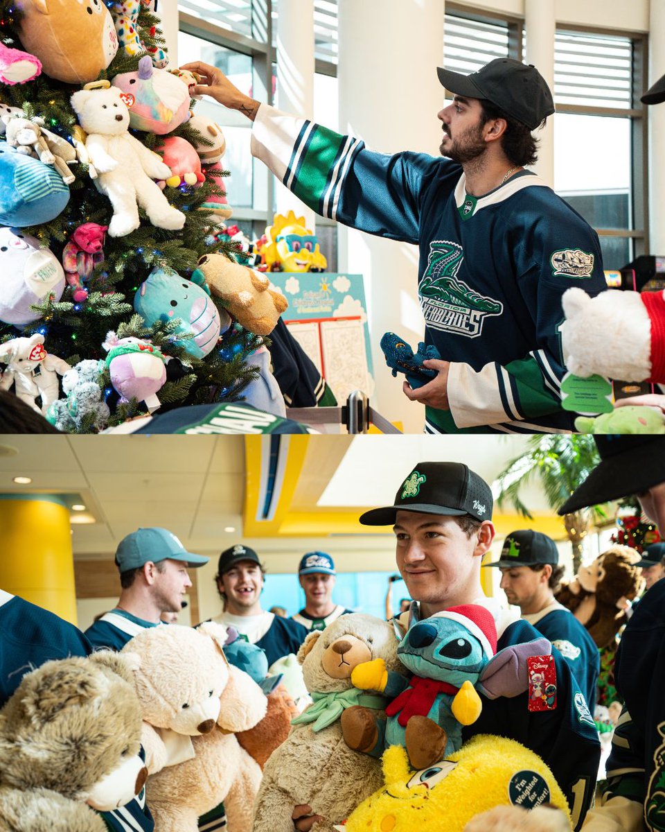 FL_Everblades's tweet photo. One goal. Thousands of teddy bears.
Endless smiles. 🧸💚

Proud to continue our annual tradition of delivering
Teddy Bear Toss bears to Golisano Children's Hospital
🫶 https://t.co/E0iZTfOuBv