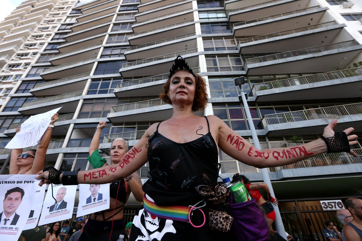 BobKarpDR's tweet image. Thousands of protesters filled Copacabana during Brazil’s nationwide ‘No Amnesty’ demonstrations, calling for full accountability for those involved in the January 8 attacks on the country’s democratic institutions. #AtoMusical #SemAnistia, #14DeDezembro #Copacabana
#ProtestosRJ