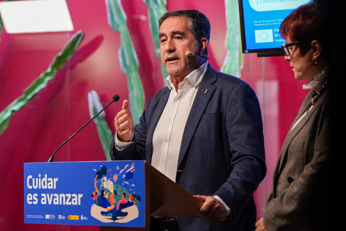 En Canarias estamos dándole la vuelta al modelo de cuidados: menos burocracia, más cercanía y más personas en el centro.  Lo hablamos en el Foro de Cuidados, un espacio necesario para repensar cómo cuidamos y cómo queremos ser cuidados. Gracias a <a href="/canarias7/">Canarias7</a> por  este encuentro.