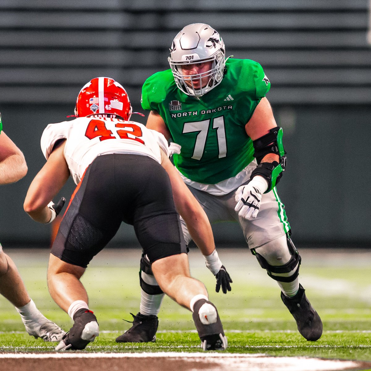 North Dakota Football tweet media