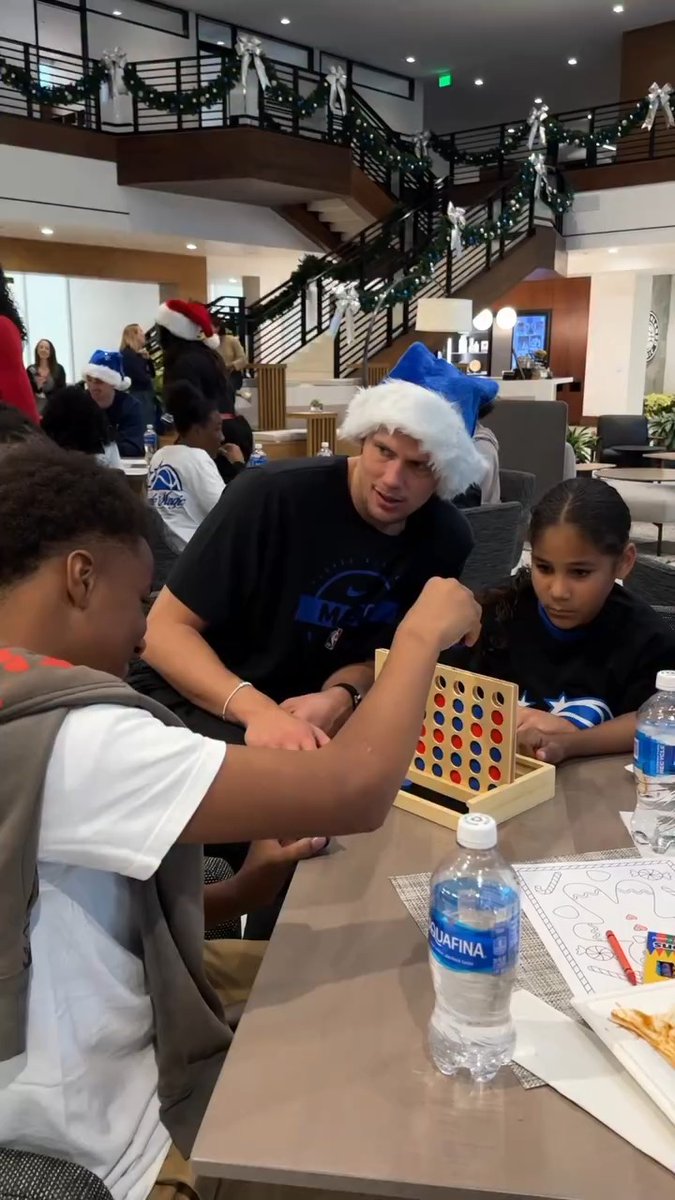 A very Wagner Christmas 💙🎄