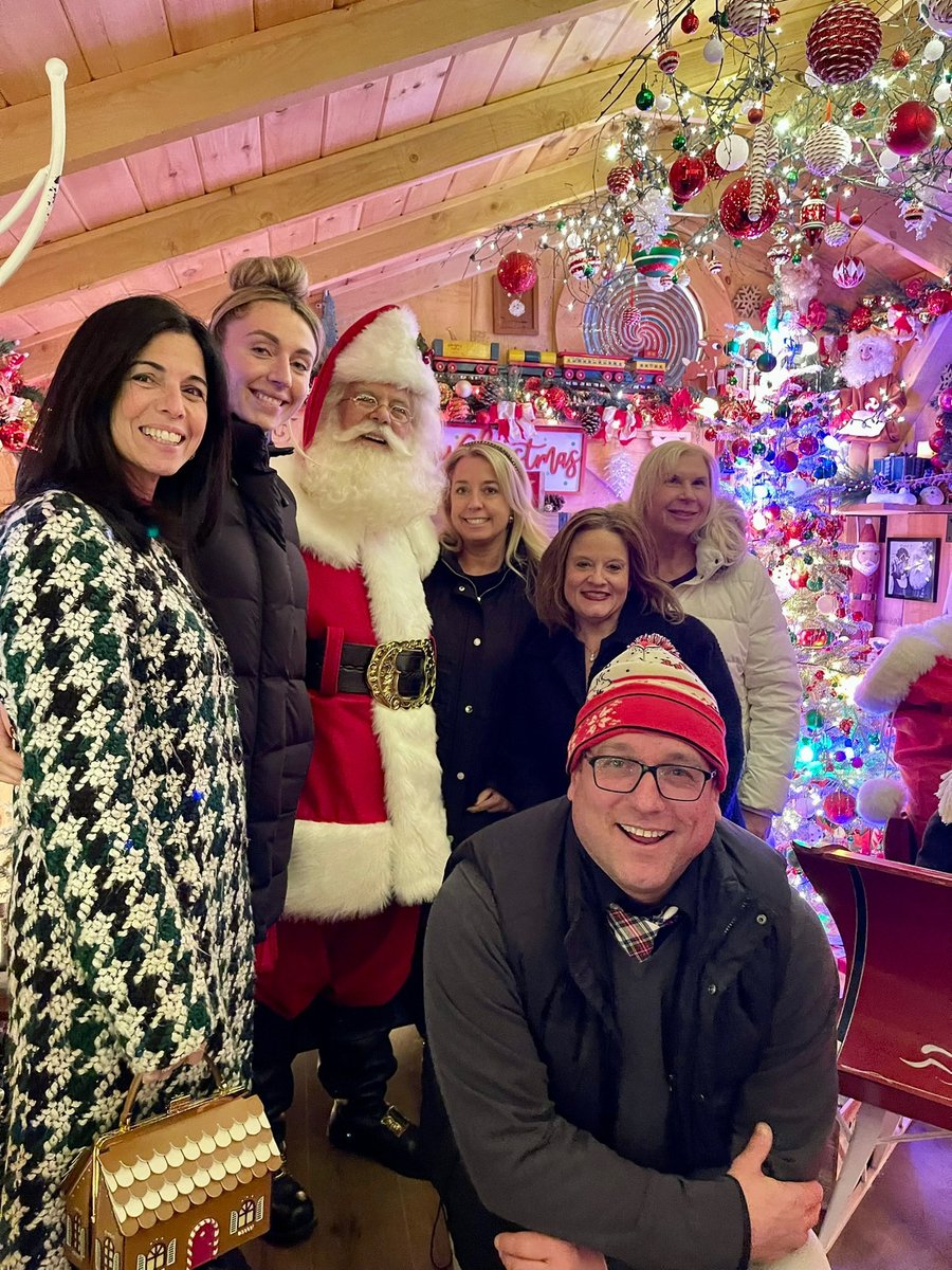 Courtney Monterecy tweet media