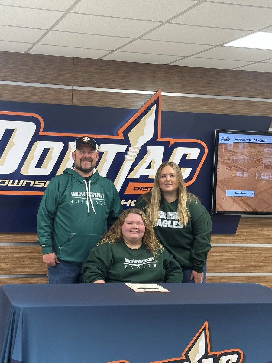 PontiacSoftball's tweet image. Congratulations to Senior Natalie Zimmerman! Today she signed with Central Methodist University where she plans to continue her academic and softball career!!!