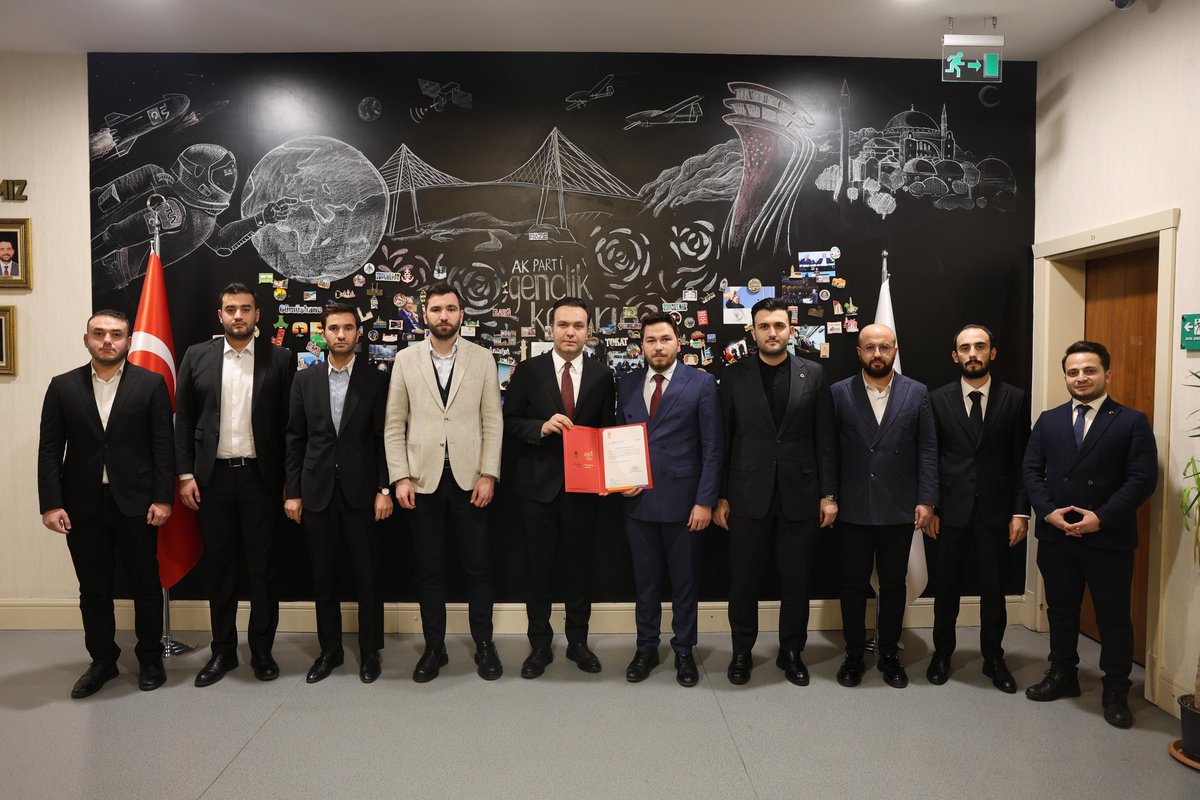 Genel Merkez Gençlik Kolları Başkanımız Sn. Yusuf İbiş ve İstanbul İl Gençlik Kolları Başkanımız Sn. Nevzat Yüce’nin tensipleri ile Üsküdar İlçe Gençlik Kolları Başkanlığına Ömer Faruk Kürkçü atanmıştır. 

İlçemize ve teşkilatımıza hayırlı olmasını diliyoruz.