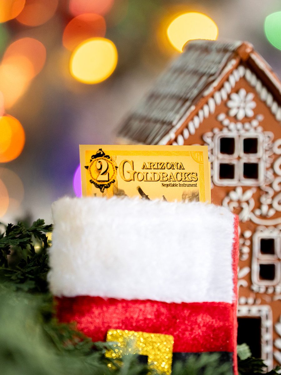 Goldback's tweet photo. Gifting Goldbacks this year? 🎄

Here's a few creative ways to sneak them in:

⭐ In a stocking
⭐ In a holiday card
⭐ As a prize for games or contests
⭐ Given instead of a gift card
⭐ Hidden inside a book or journal

Leave more ideas in the replies!

#goldback #goldgift #goldstockingstuffer #giftsforstackers