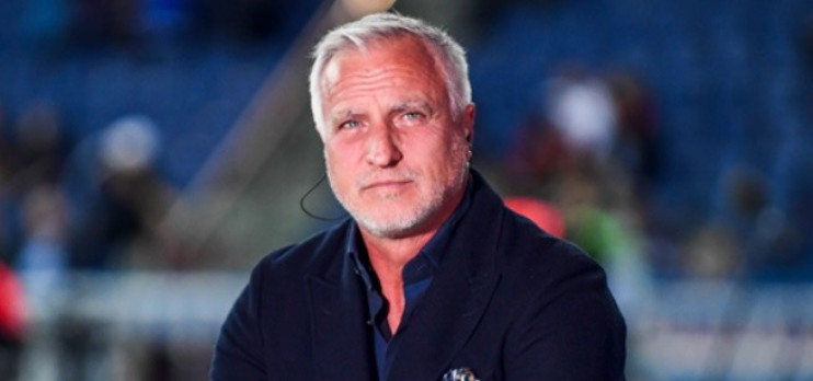 🥹🥹 David Ginola :

« Avec Raï, on partage une chose qui, pour nous, est fondamentale. Nous, les joueurs, on entrait sur le terrain pour donner satisfaction à notre entraîneur, à nos coéquipiers et donner du plaisir à nos supporters.

Moi, la saison dernière, quand le PSG a